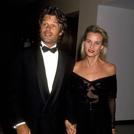 Lisa Rinna and his second wife Nicolette Sheridan during 1991 vital spirit honors